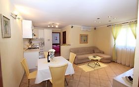 Apartments Pataj